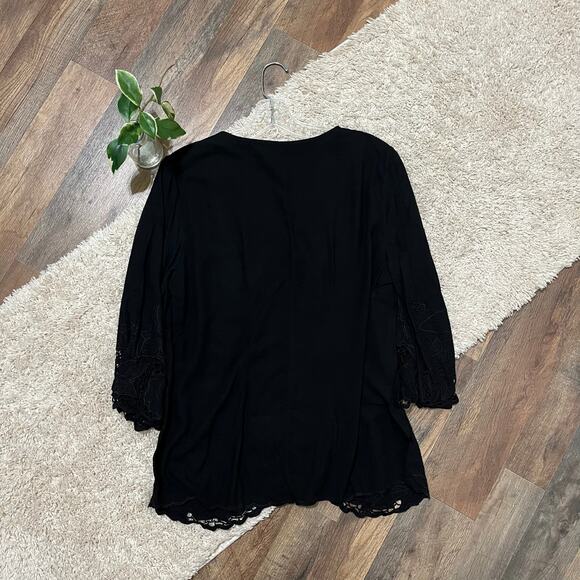 Soft Surroundings Half Moon Bay Embroidered Scallop Boho Button-Up Blouse - Picture 9 of 9